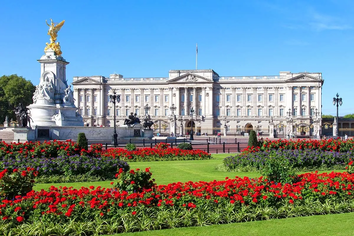 Buckingham Palace in London UK