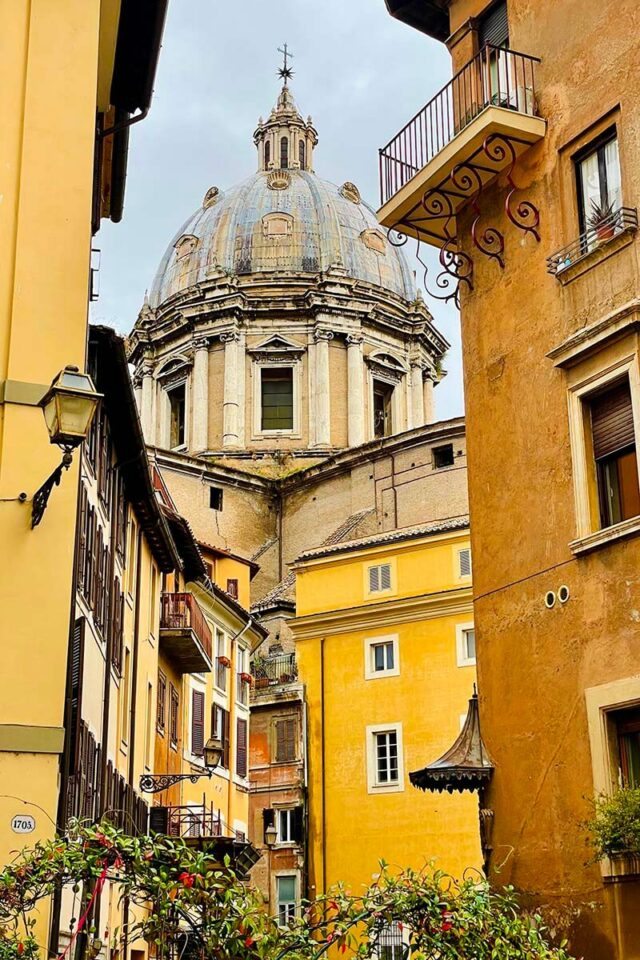 Best Street Food Tour in Rome with a Local: What to Expect & Tips