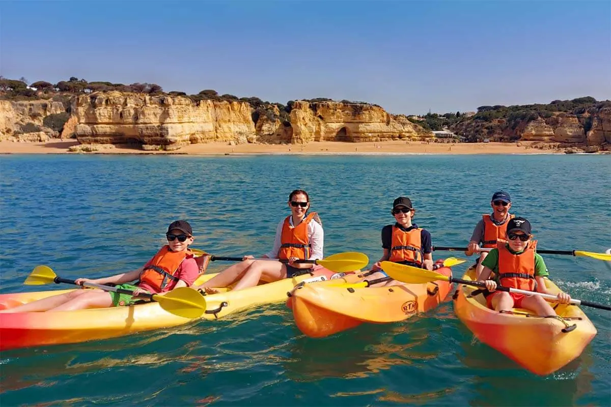 Family kayaking in Algarve with kids