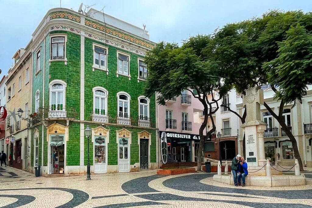 7 BEST Towns to Visit in Algarve, Portugal (+Map & Tips)
