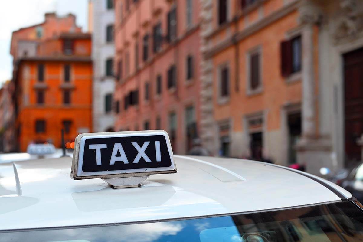 Rome airport transfer by taxi