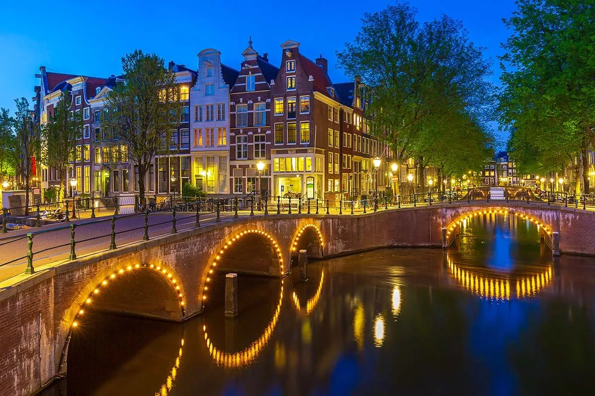 Amsterdam canals evening cruise