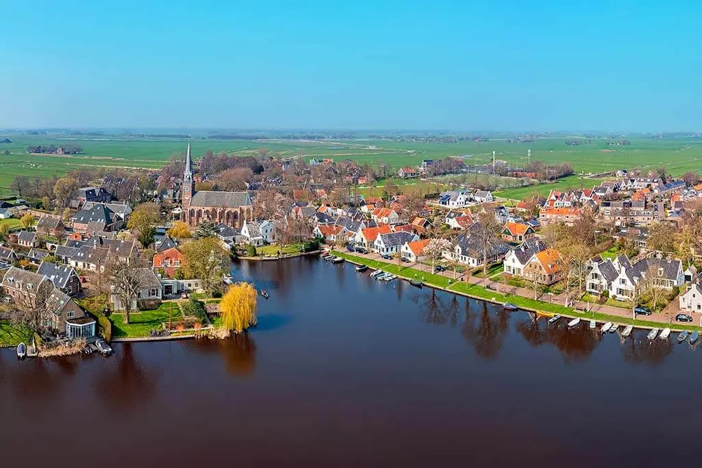 Broek in Waterland village in Amsterdam countryside (Holland)