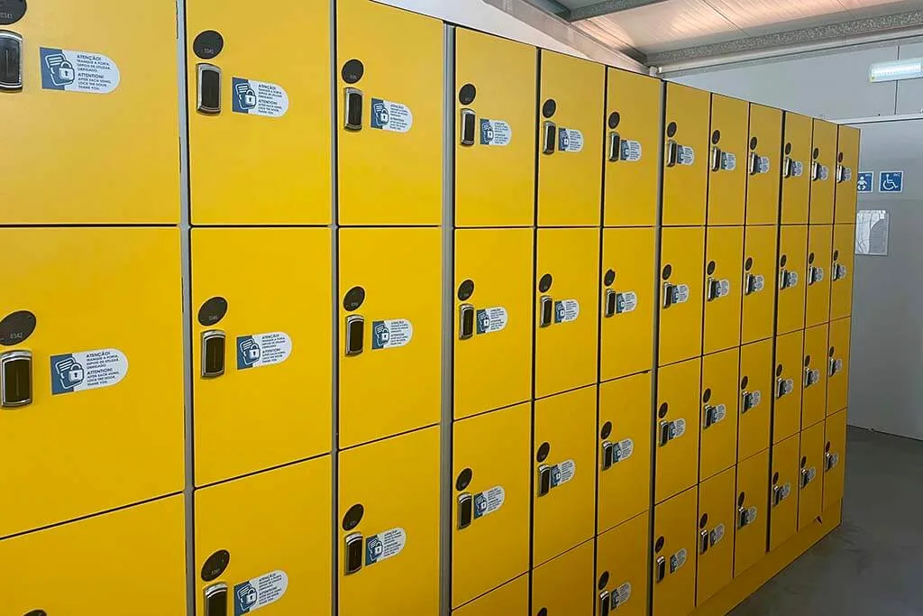 Lockers at Slide & Splash waterpark in Algarve