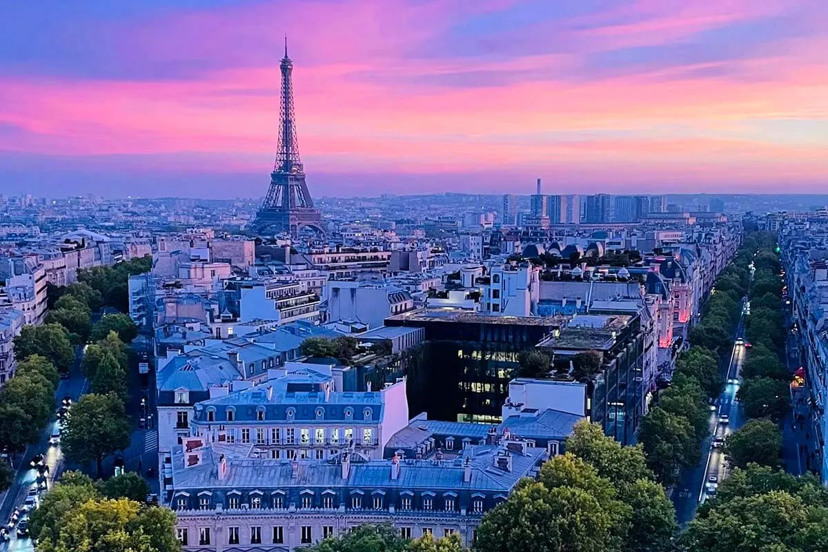 Torre Eiffel en París: consejos para viajar a Europa