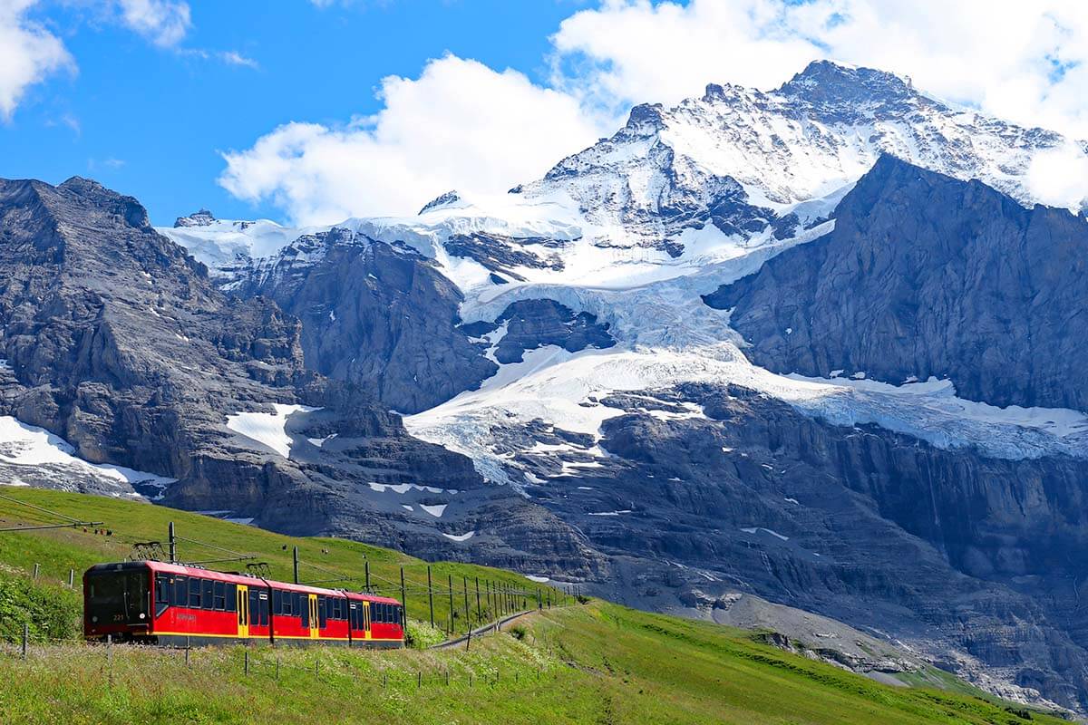 Swiss Alps - tips for traveling to Europe
