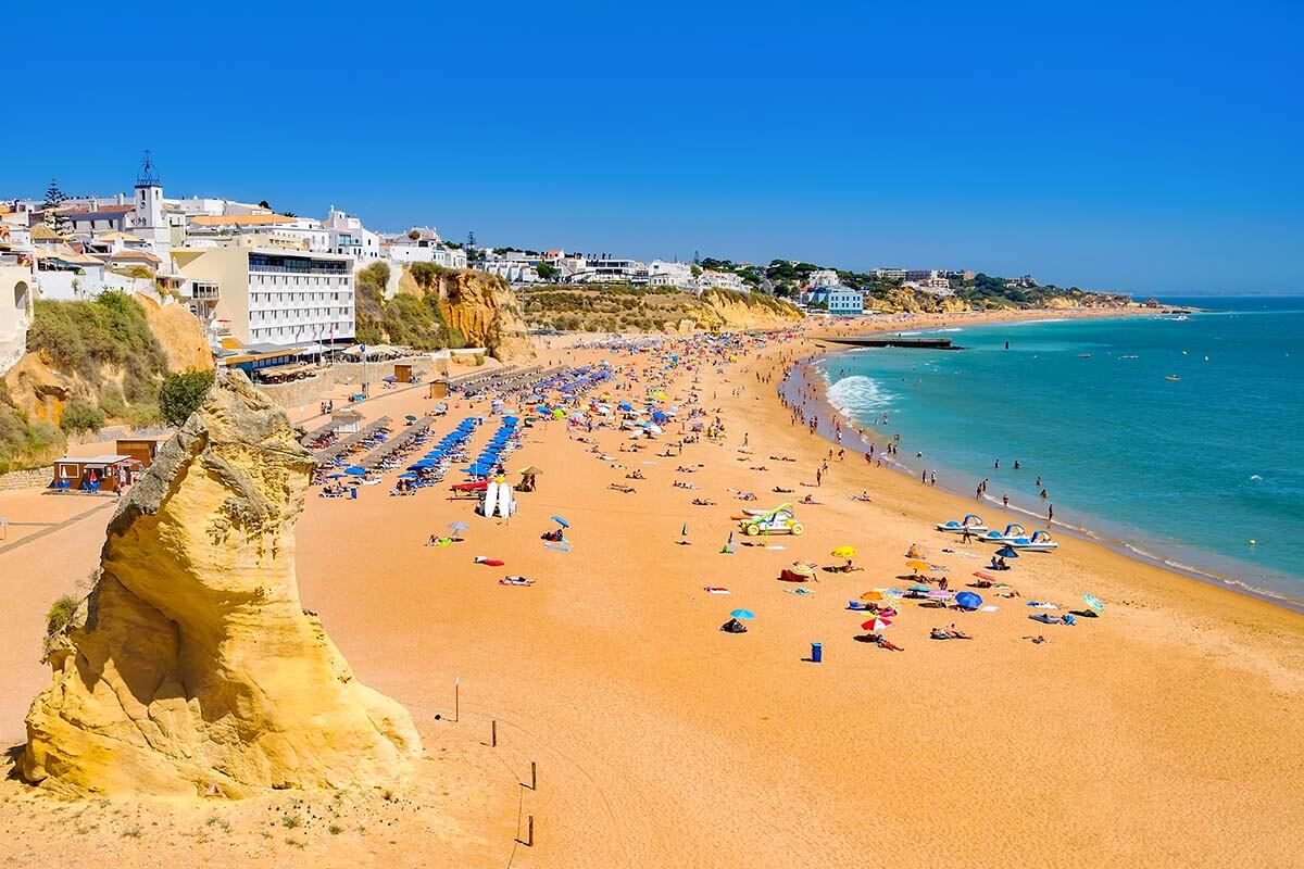 Albufeira - the most popular tourist resort to stay on vacation in Algarve