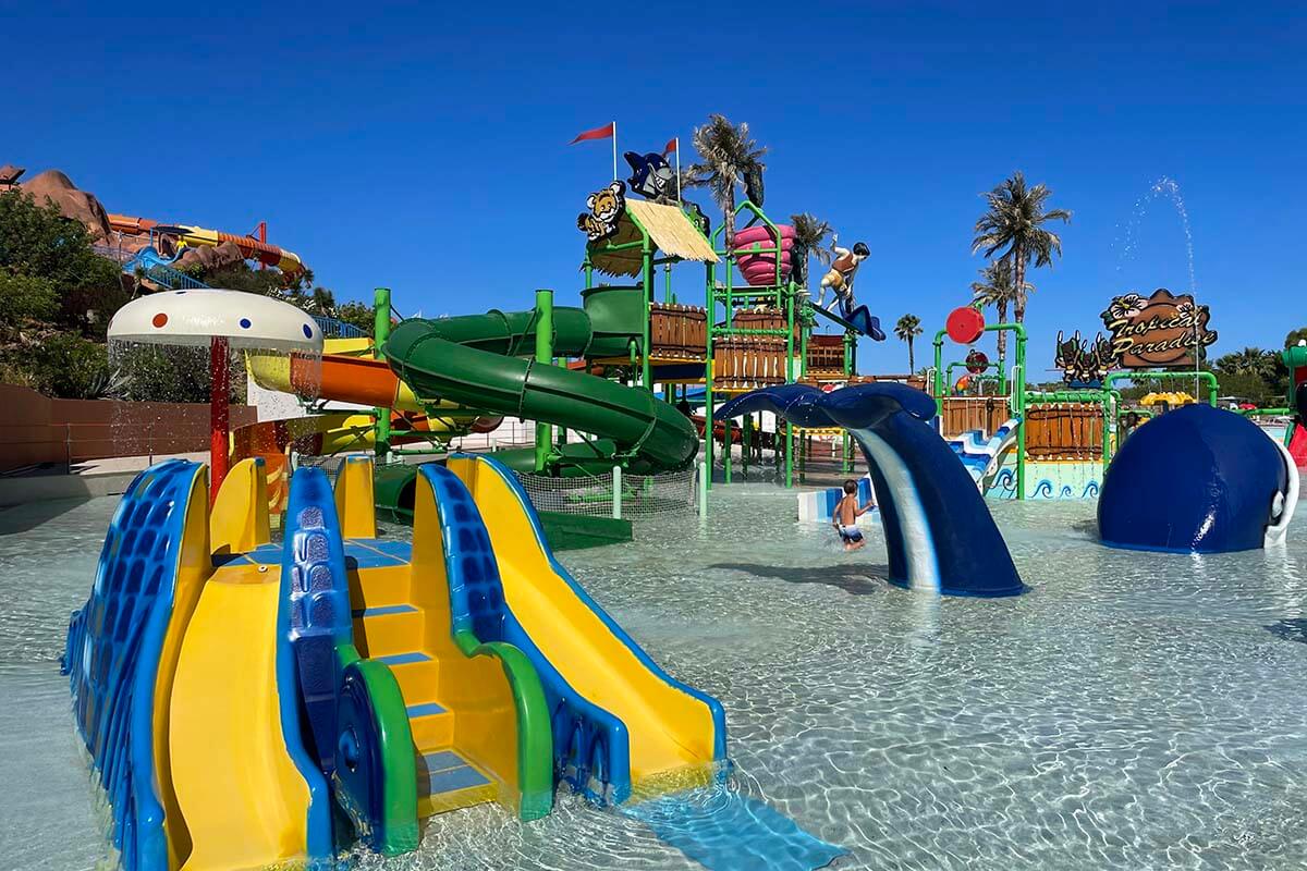Tropical Paradise kids pool area at Slide & Splash water park in Algarve