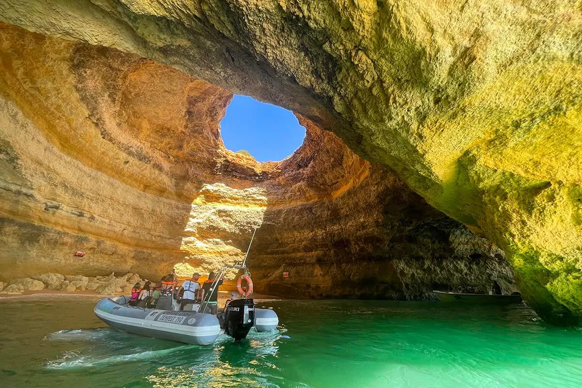 Algarve with kids - Benagil Cave boat excursion