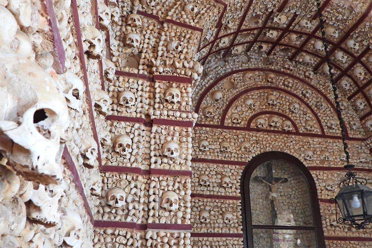 Bones Chapel in Faro (Capela dos Ossos de Faro)