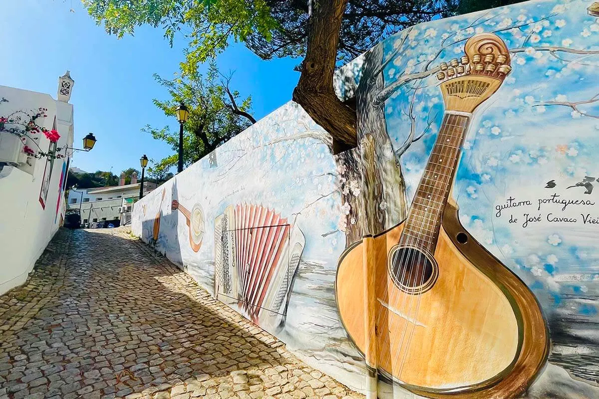 Street art in Alte Portugal