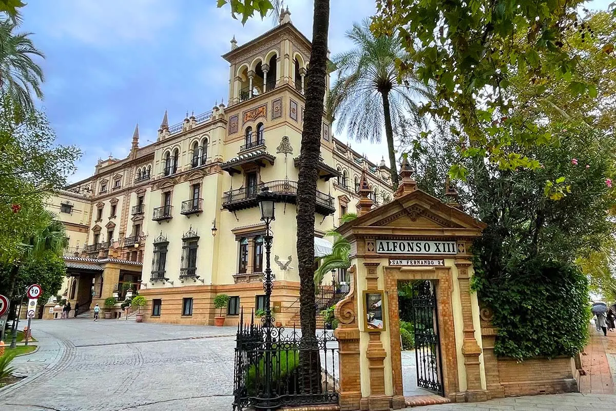 Hotel Alfonso XIII, the most luxury hotel in Seville Spain