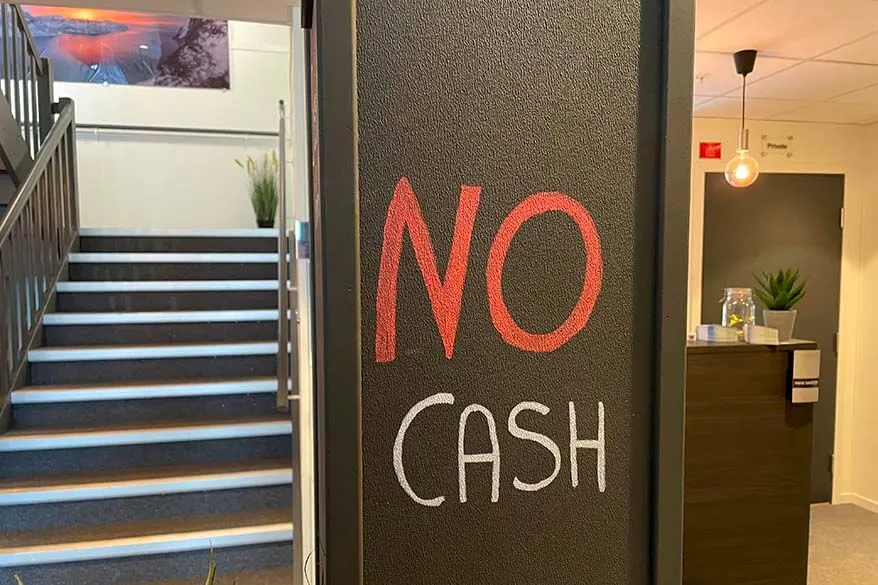 No Cash sign at a hotel in Norway