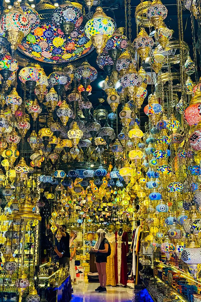 Arabian lamps shop in Dubai old town