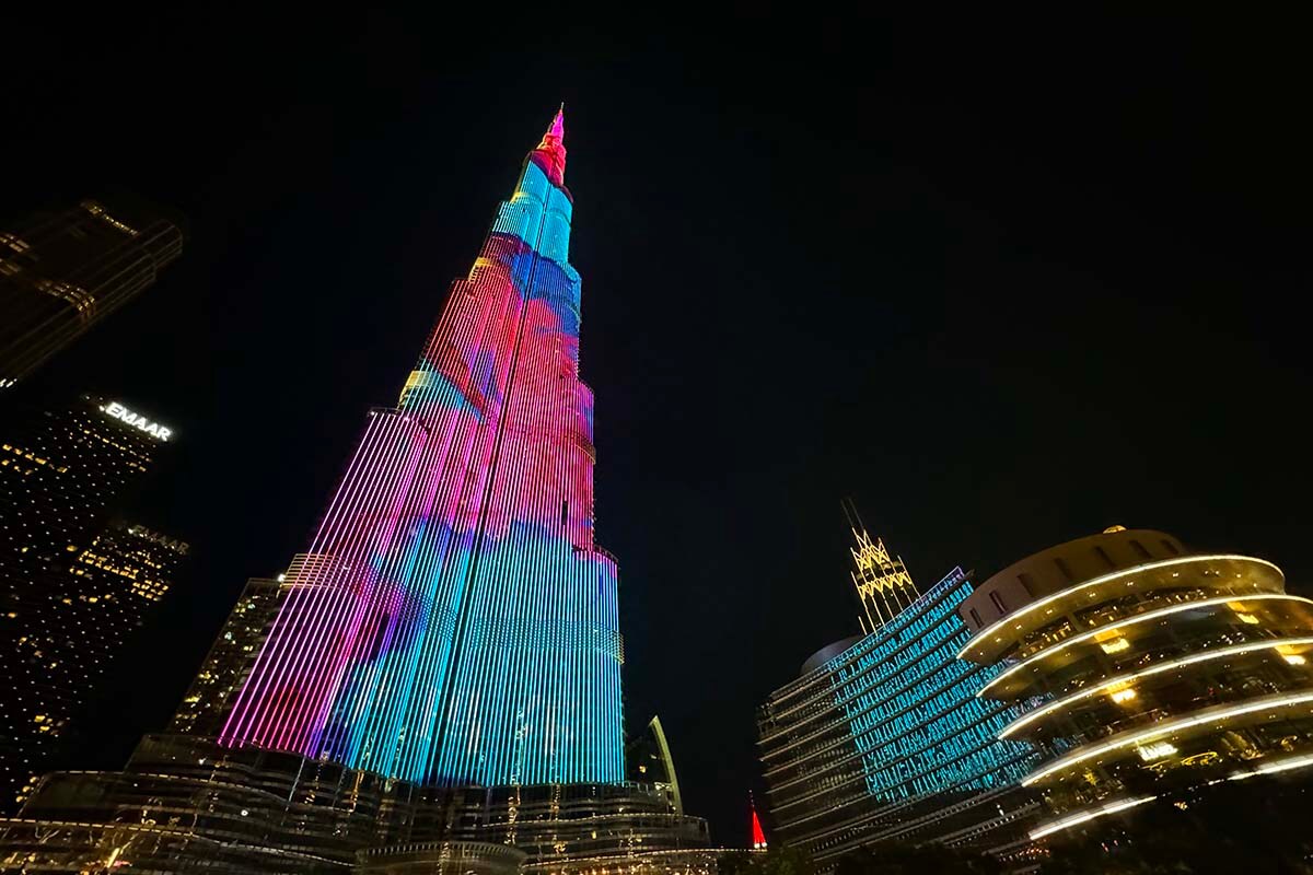 Burj Khalifa tower and Dubai Mall - a must in any Dubai itinerary