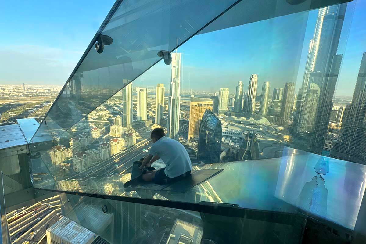 Dubai Sky Views Glass Slide