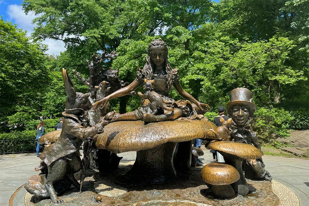 Alice in Wonderland, Central Park sculptures, NYC