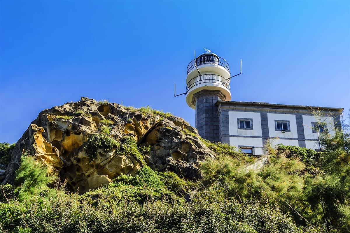 Getaria Lighthouse at El Raton de Getaria (Mount San Anton)