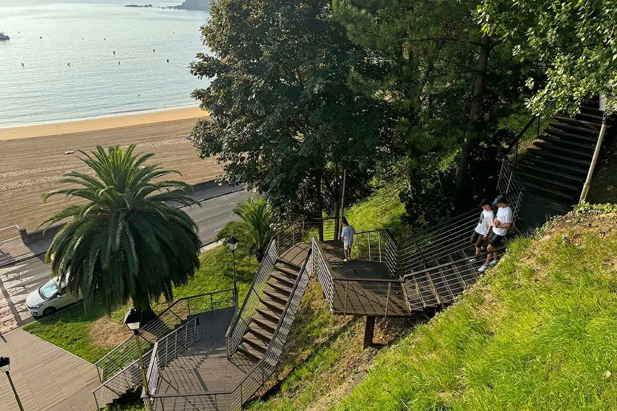 Stairs from Getaria old town to Malkorbe Beach