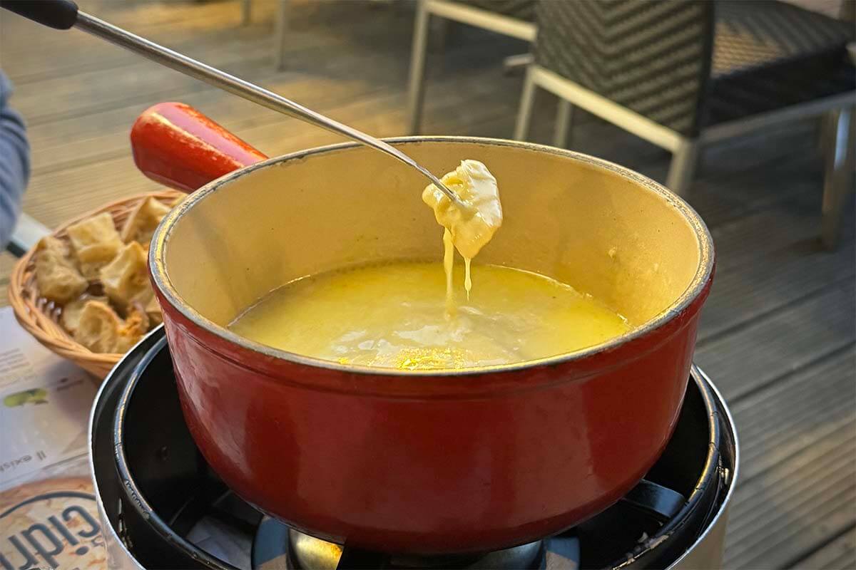 Fondue Savoyarde in Chamonix France