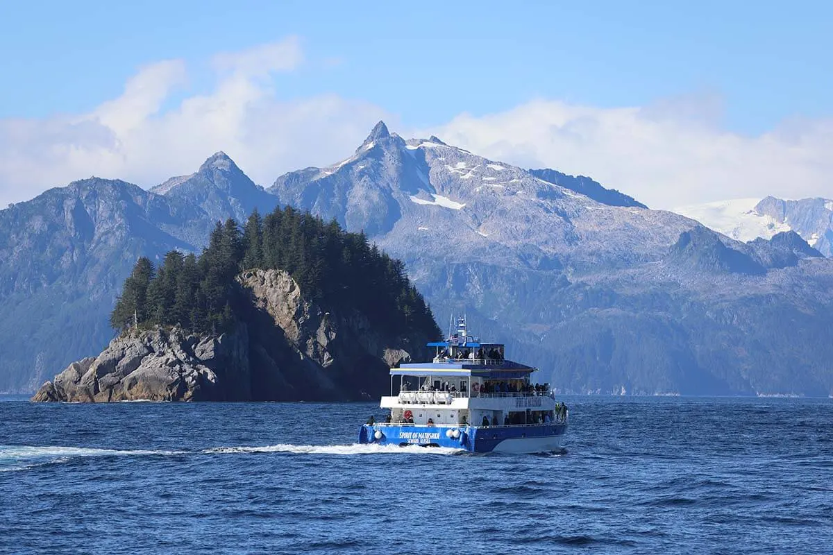 Boat trips on Resurrection Bay and Kenai Fjords NP are among the best things to do in Seward Alaska