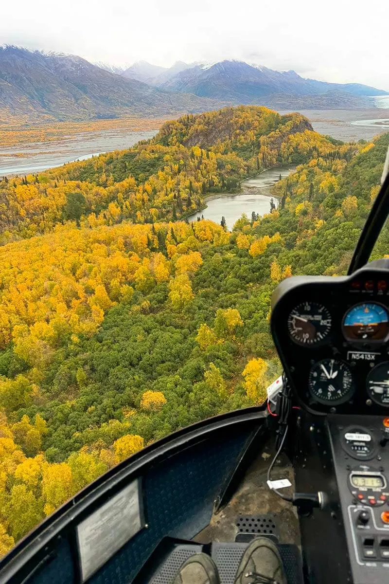 Fall colors in Alaska - Knik Glacier helicopter tour in September