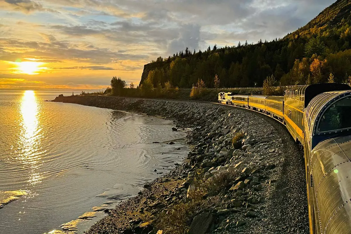 Turnagain Arm at sunset - Anchorage day trip