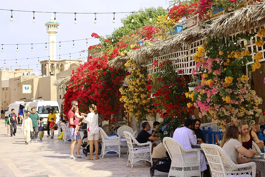 What people wear in Dubai old town