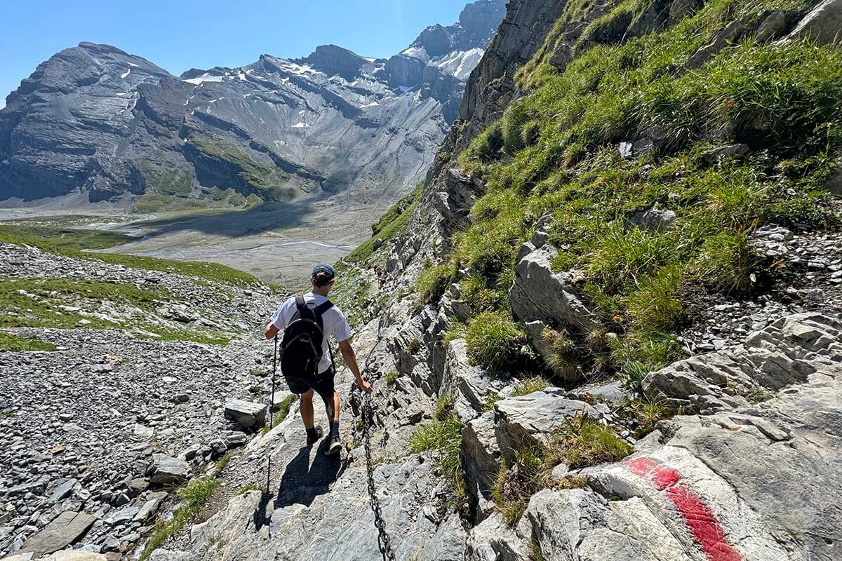 Lammerenhutte hiking trail - steep section secured with metal ropes