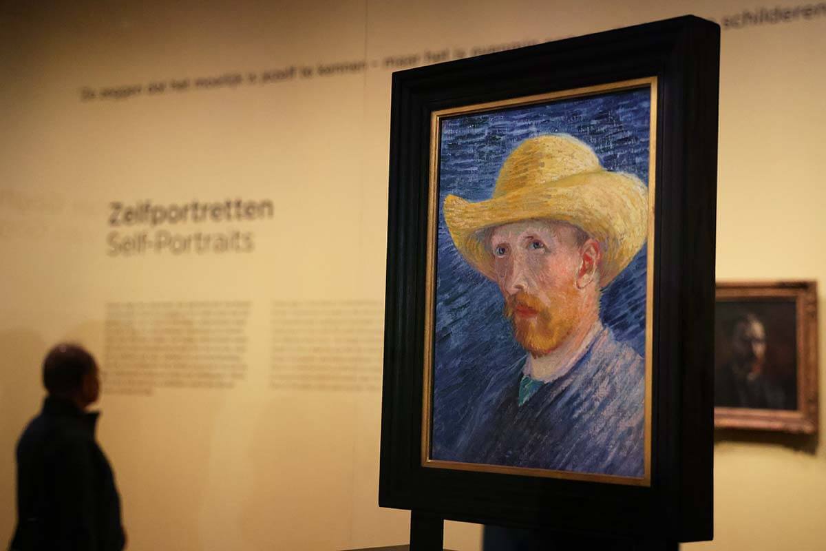 Van Gogh Museum Amsterdam - self portraits gallery