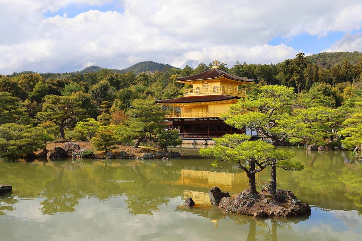 Golden temple (Kinkaku-ji ) in Kyoto